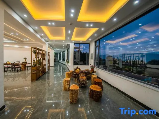 Listening to the wind · Courtyard Green Forest Rizhao Jinshan View Inn (Yulong Snow Mountain)
