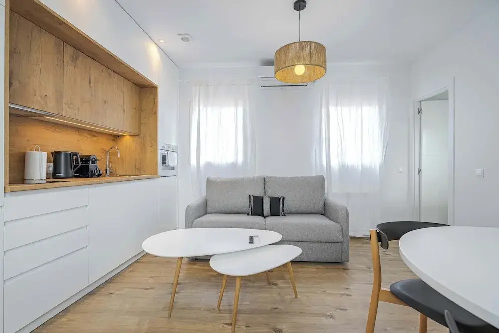 Vallecas Suites by Olala Homes