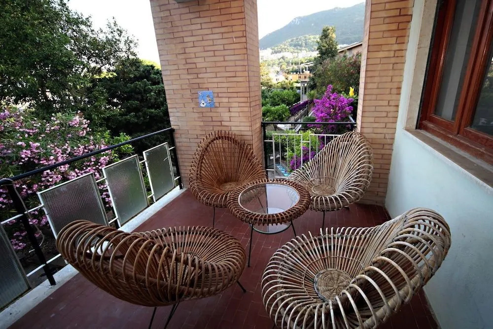 Villa Lina B&B