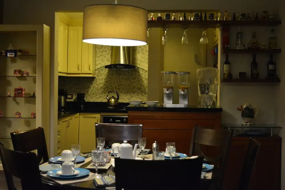 Kangaroo Wasi Airport Bed & Breakfast