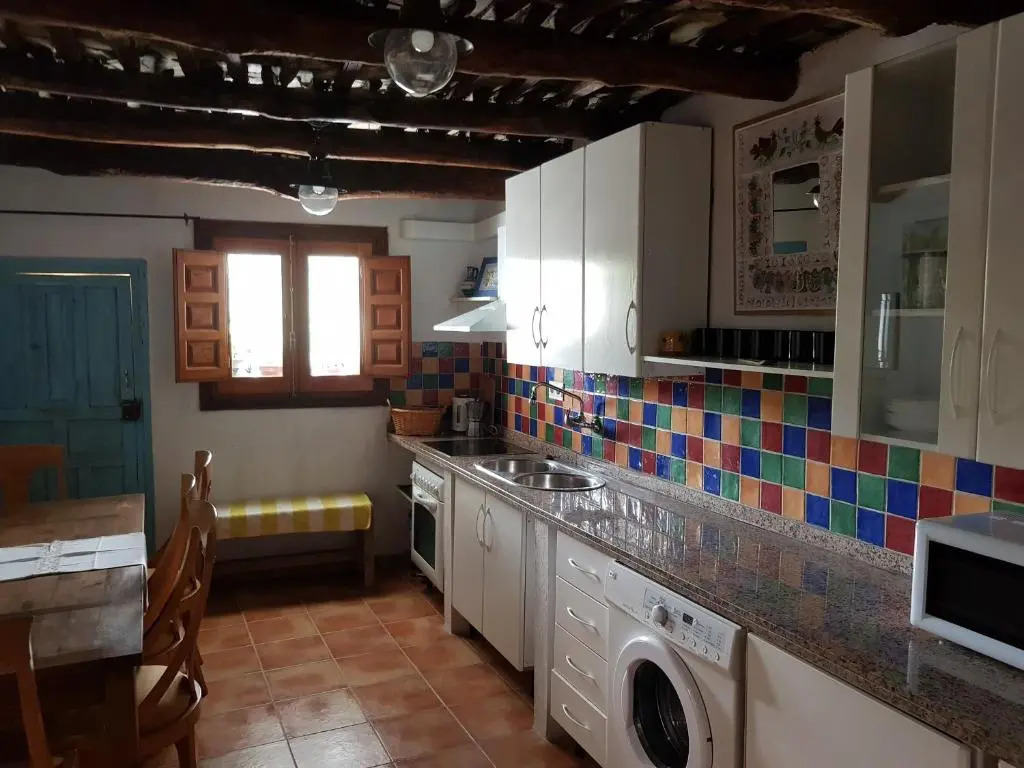 Poqueira House