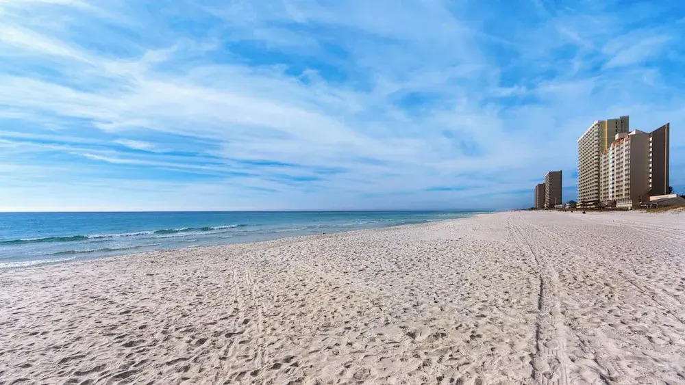 Sleeps 10, 4 Pools, Mini-golf Fun + Free Tickets: Dolphin Cruise & More