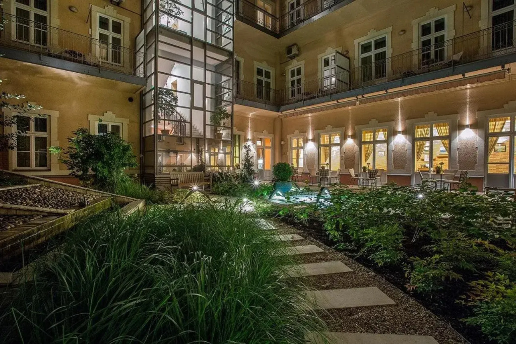 Mamaison Residence Izabella Budapest