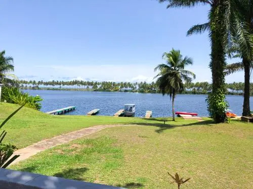 African Queen Lodge