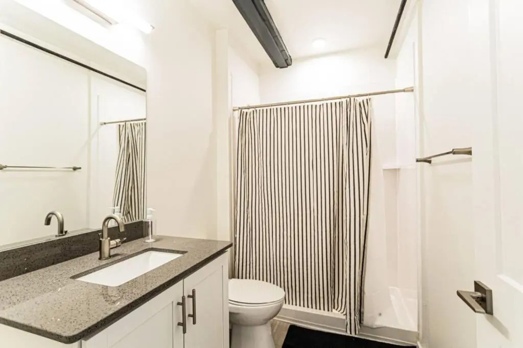Amazing 1BR Loft Located Downtown