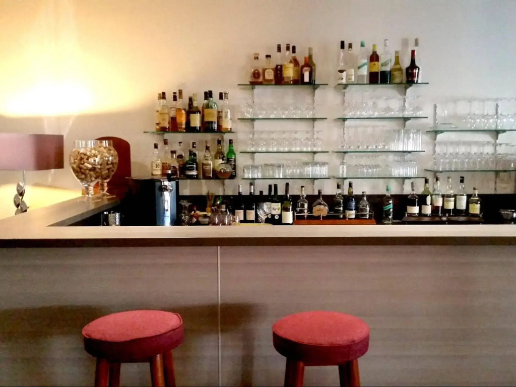 Le Grand Hôtel de Mayenne - Logis hôtels restaurant