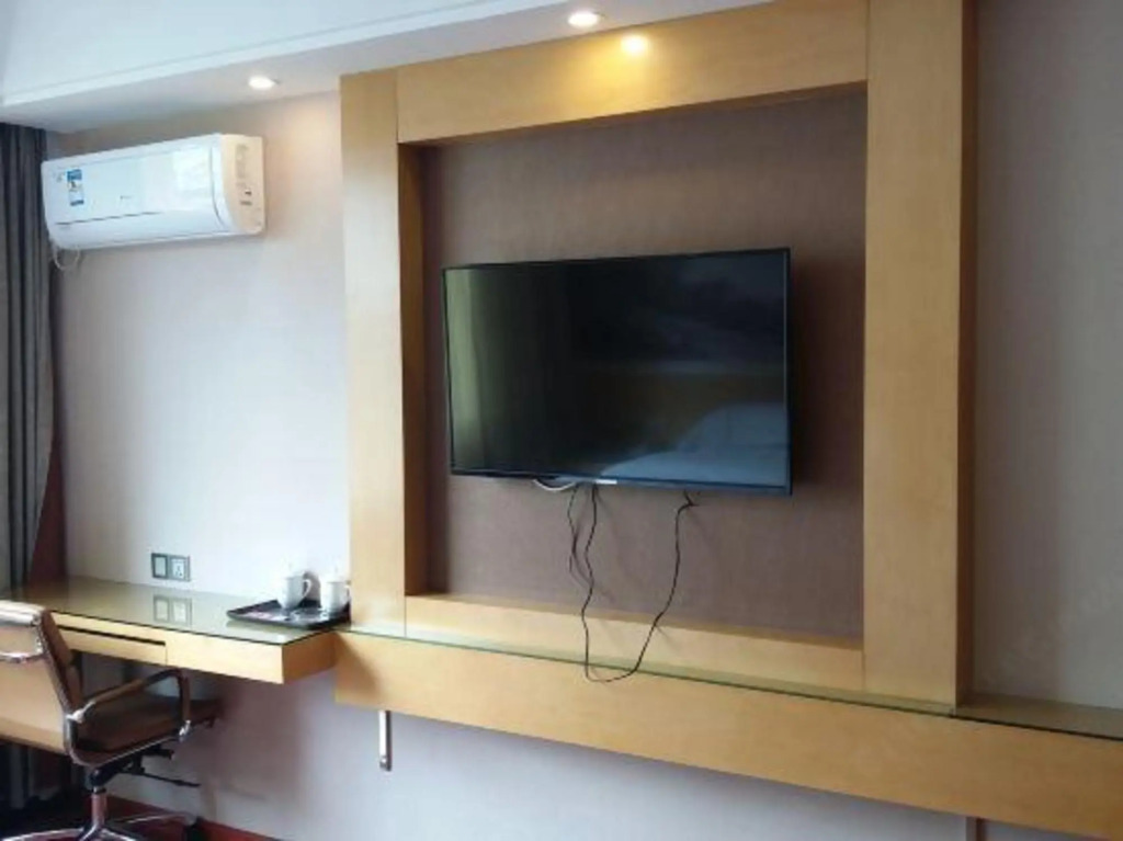 Companion Departure Hotel