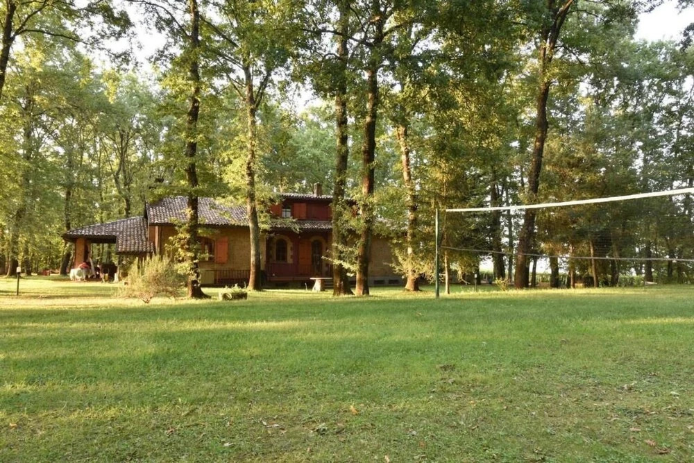 Charmy Country House
