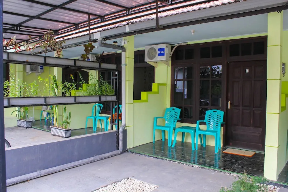 OYO 1479 A&a Inn