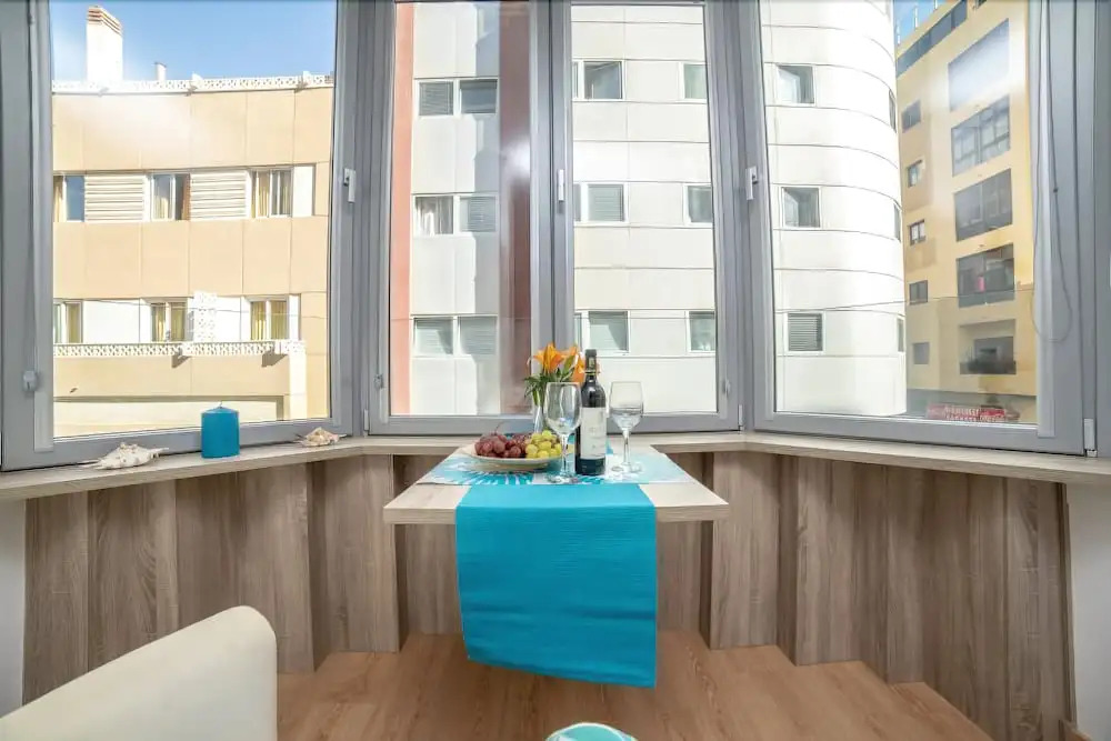 Lightbooking- Tip top Las Palmas