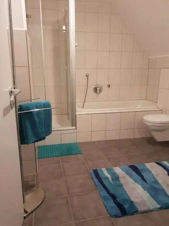 Gemutliches Zimmer Mit Eigenem Bad/Wc/Kuche