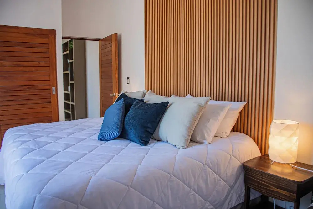 Condo Cortes