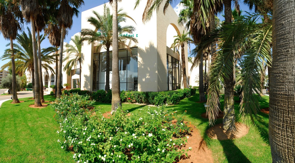 Protur Safari Park Aparthotel