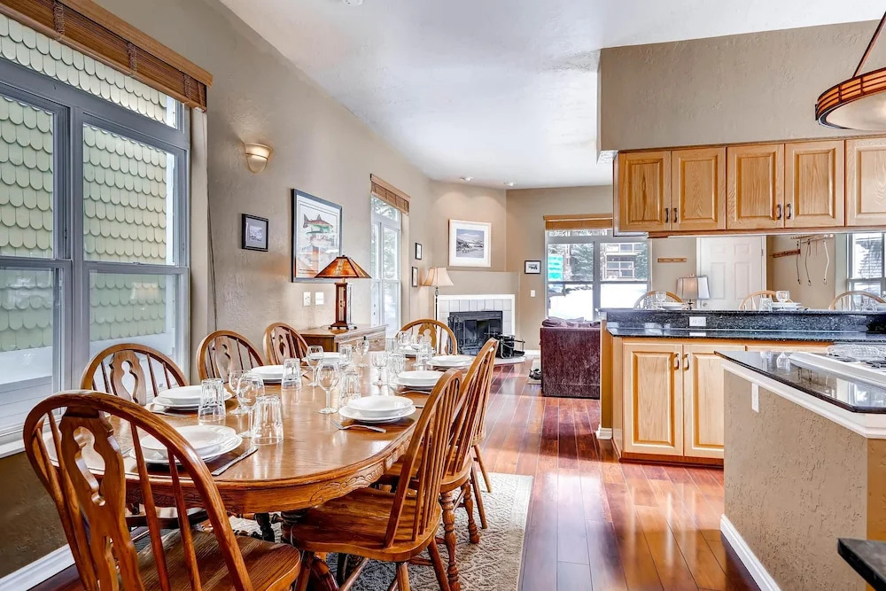 OLD TOWN RETREAT home