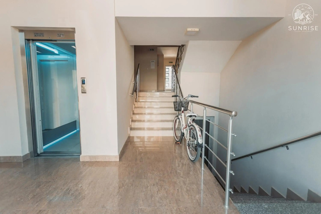 Sunrise Luxury Apartment