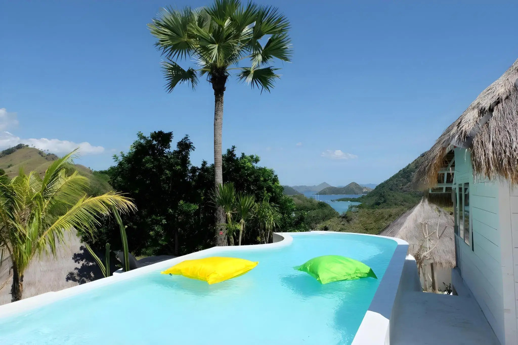 Mohini Komodo Resort