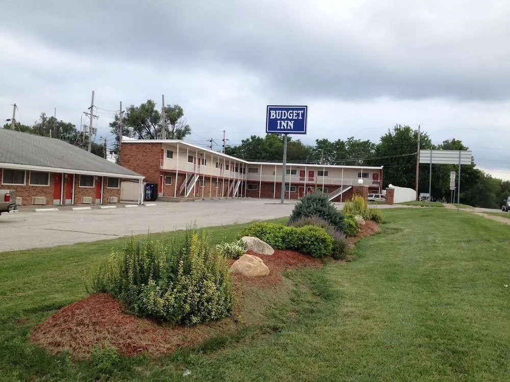 Budget Inn Mexico MO on US 54