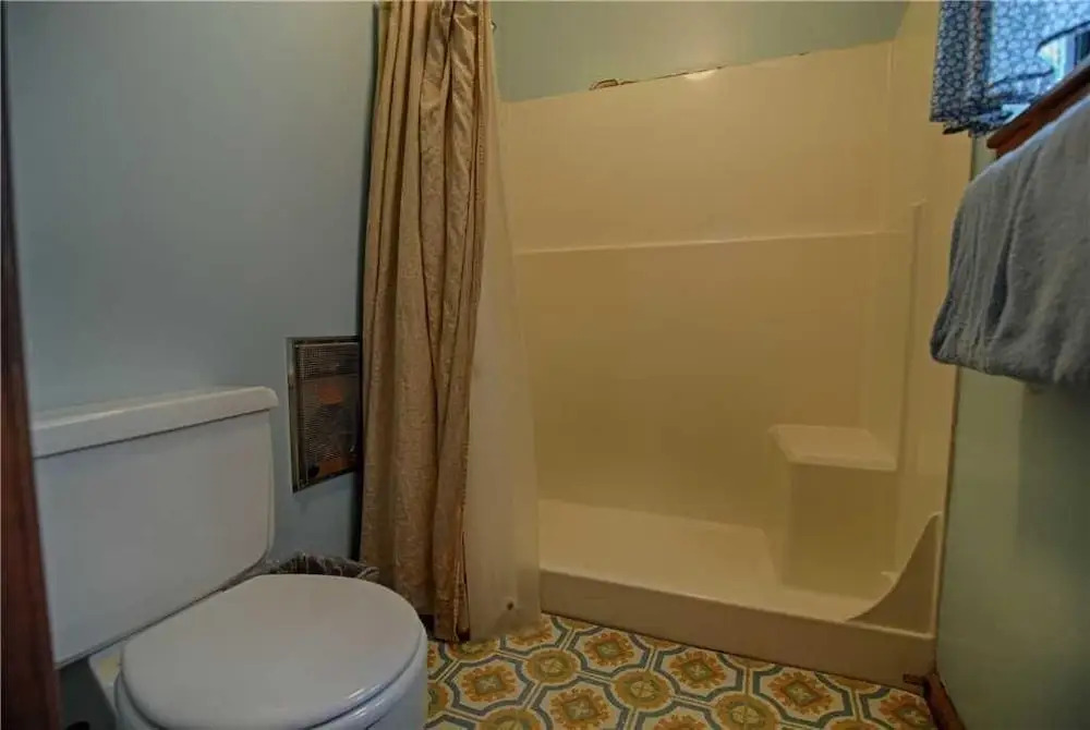 Spacious Cedar Flat Lookout Home #157