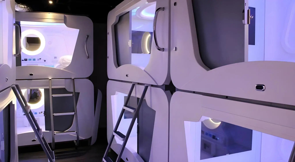 Hey Bear Capsule Hotel