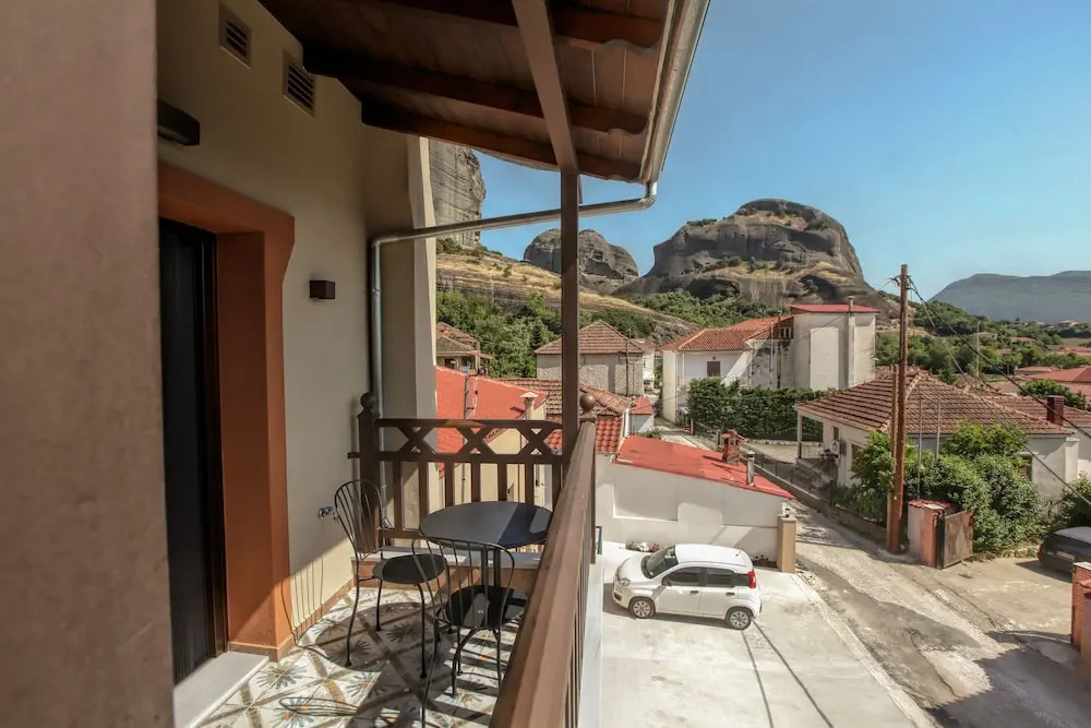 Meteora Heaven and Earth Kastraki premium suites