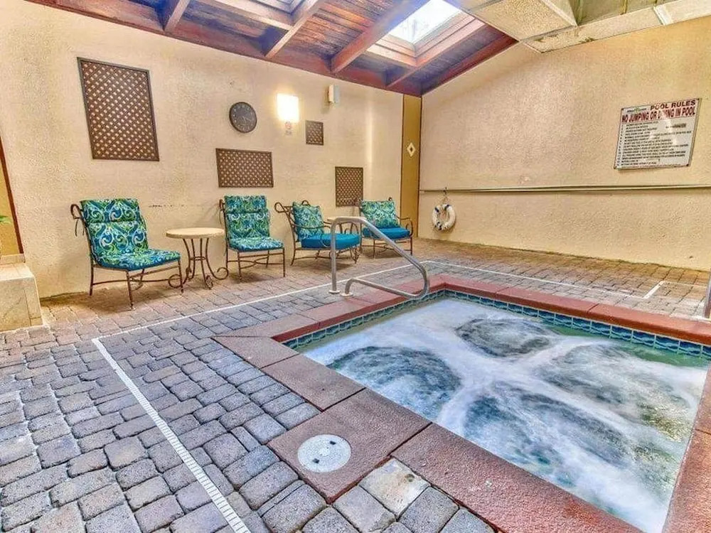 Shores of Panama 1704 - 2 Bedroom + Bunk Room . Updated! Res. Parking 2 Condo by RedAwning