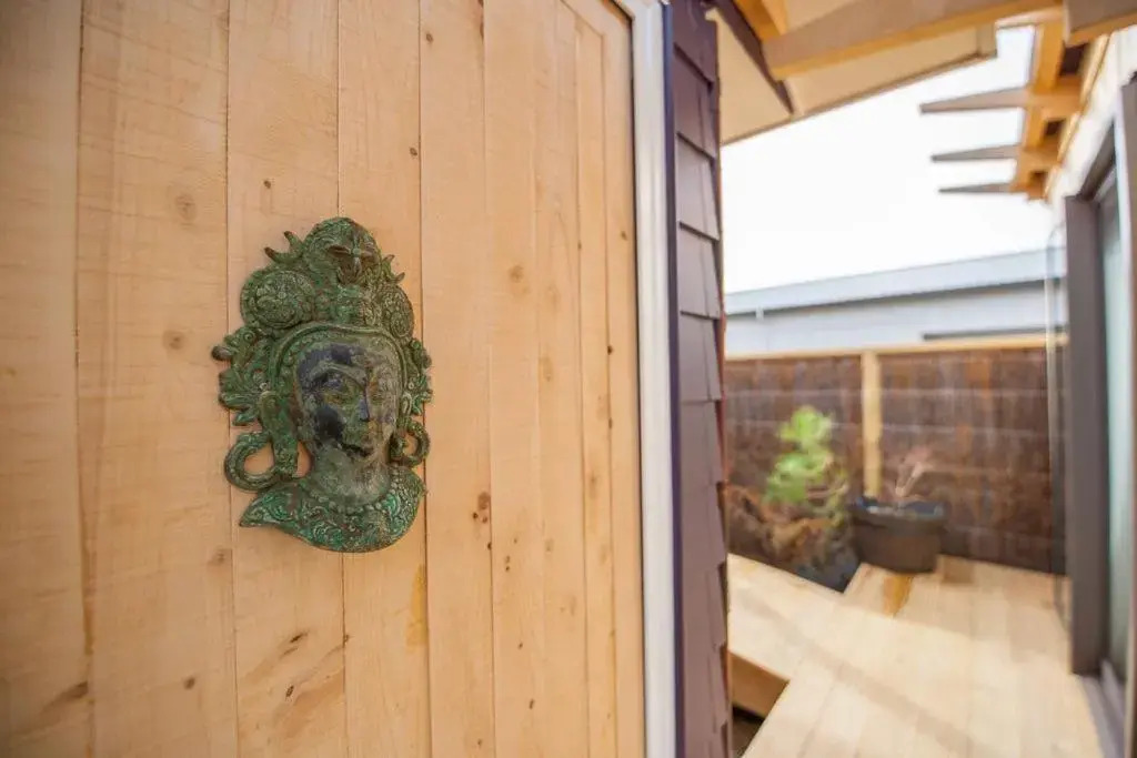 The Purple House - Ohakune Holiday Home with Spa Pool