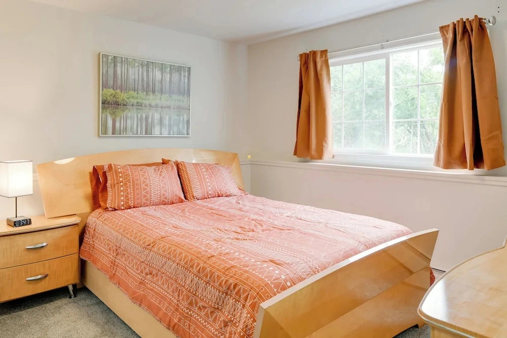 Anchorage Group Getaway! Close to Chugach Trails