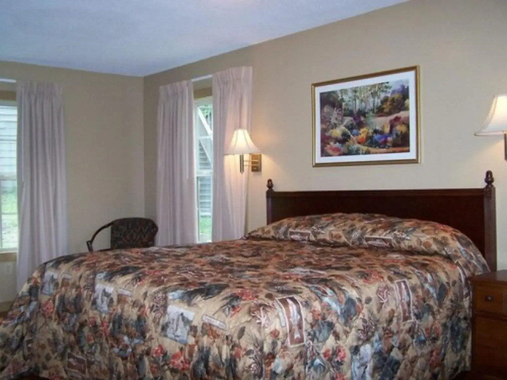 Fontana Village Resort & Marina
