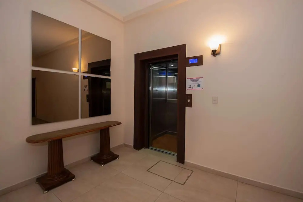 Hotel Senorial