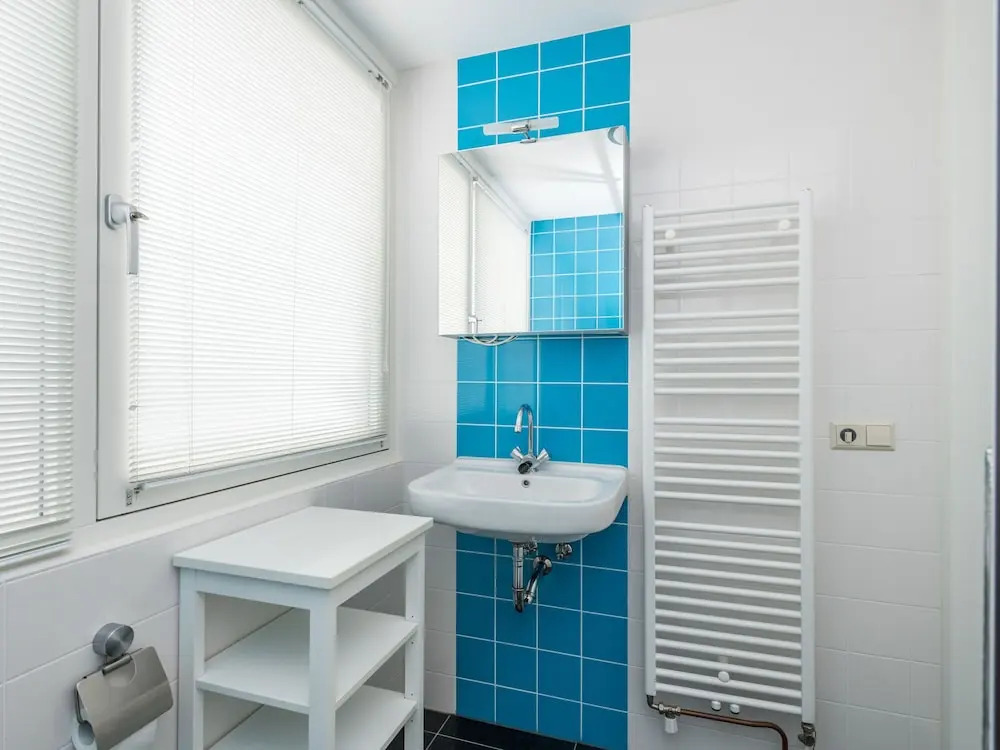 Lovely Holiday Home in Ouddorp Near Lake
