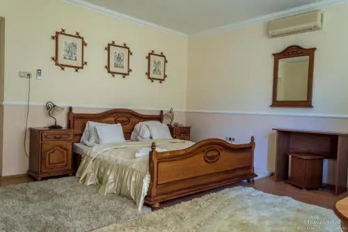 Parish Bull Hotel