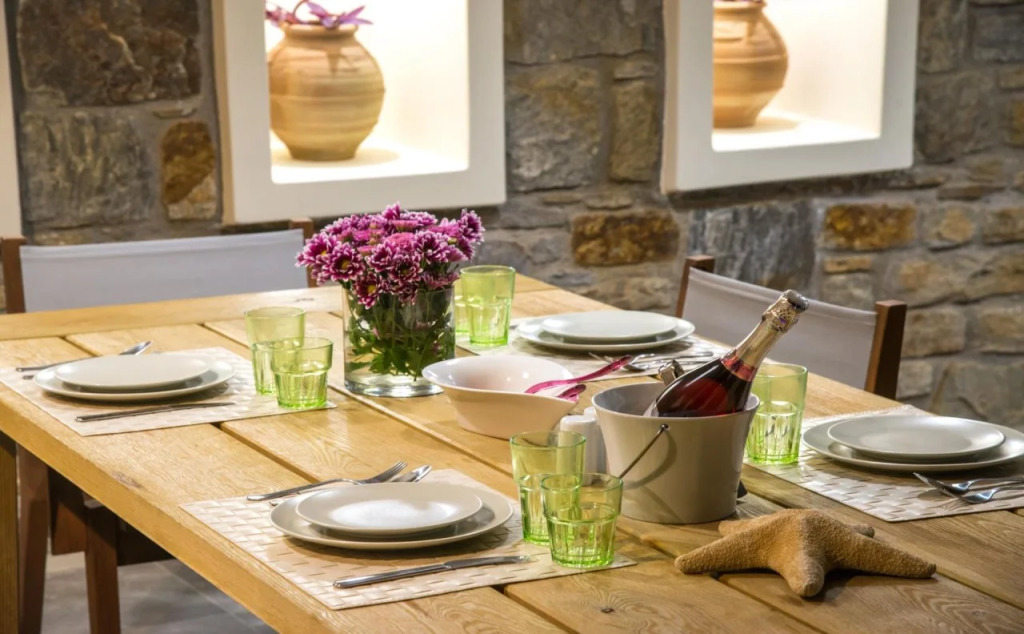 Naxos Rock Villas