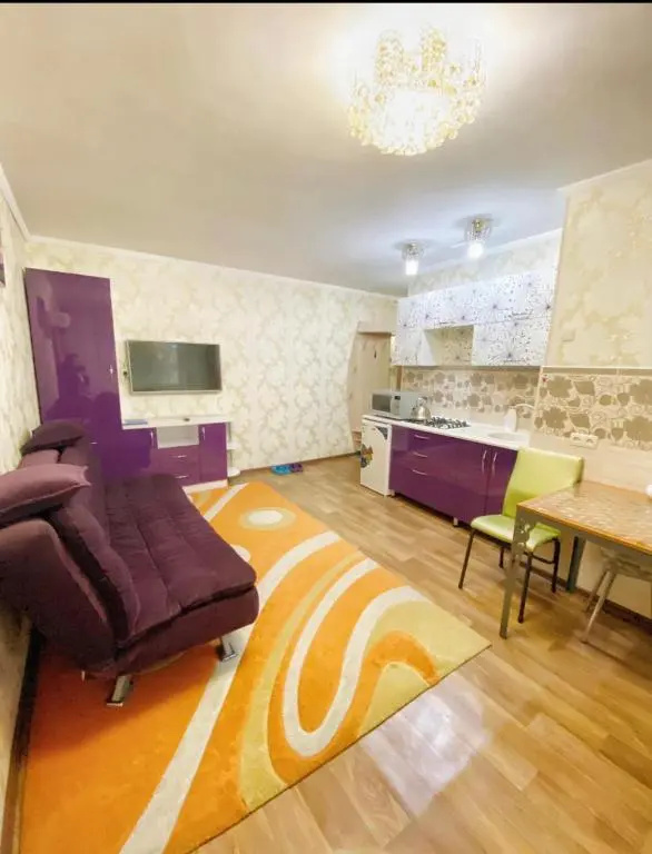 Apartment, 4