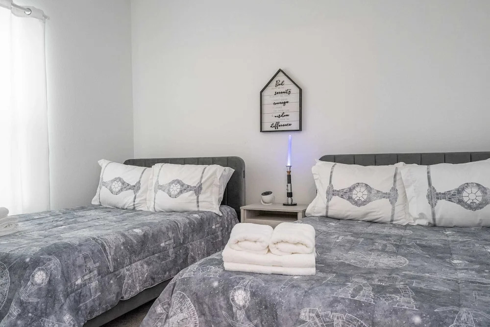 Gorgeous 4Bd W/ Gameroom Close To Disney @ Glen West Haven 2198
