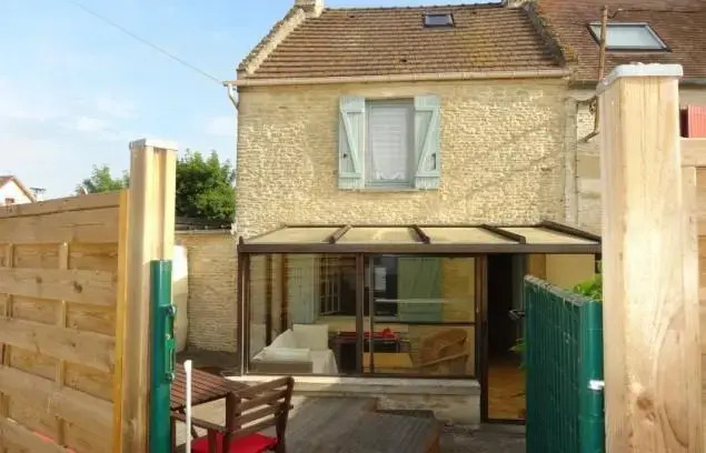 La Maison Bleue