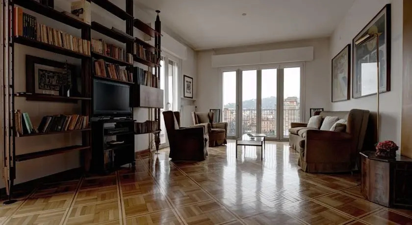 Calori Halldis Apartment