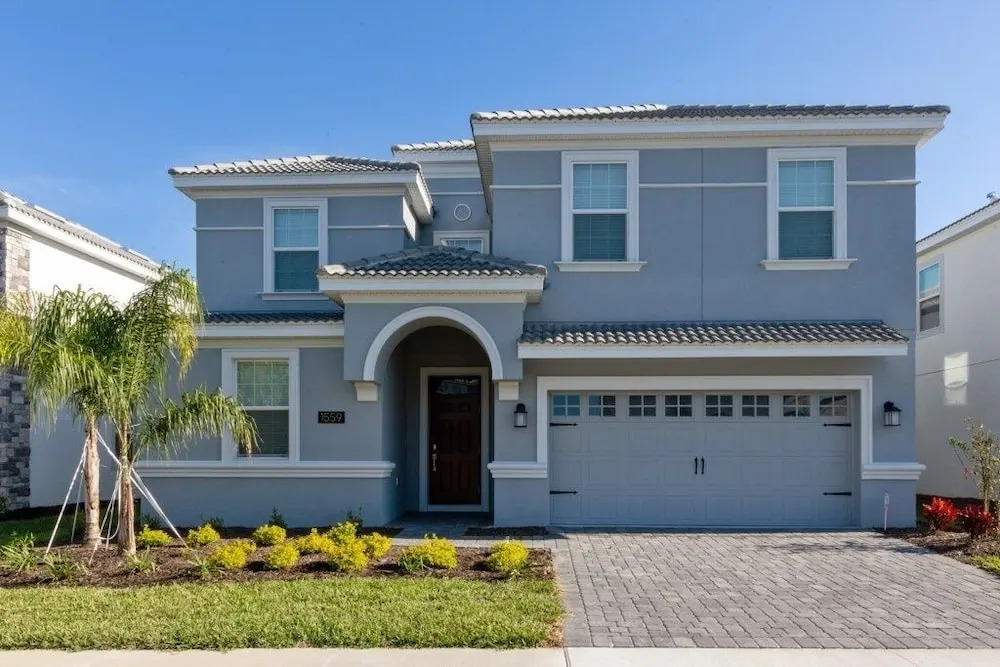 For Large Families 8 Bed With Movie Room! Home