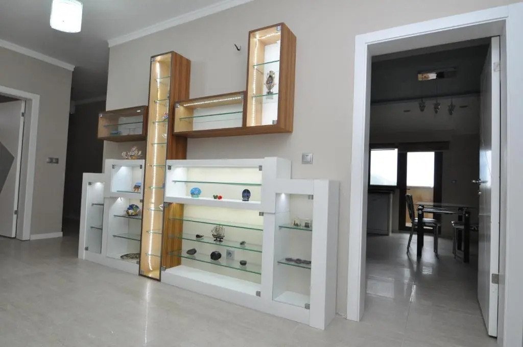 Dekar Apartments