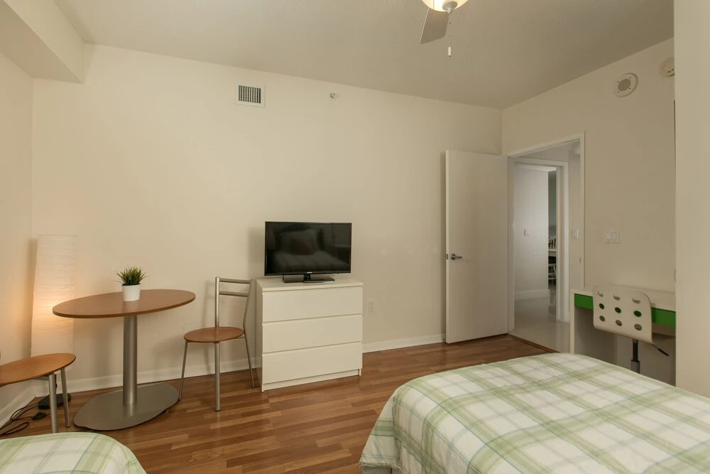Le Marina Bay 1009 by Go Florida Condo, Sunny Isles