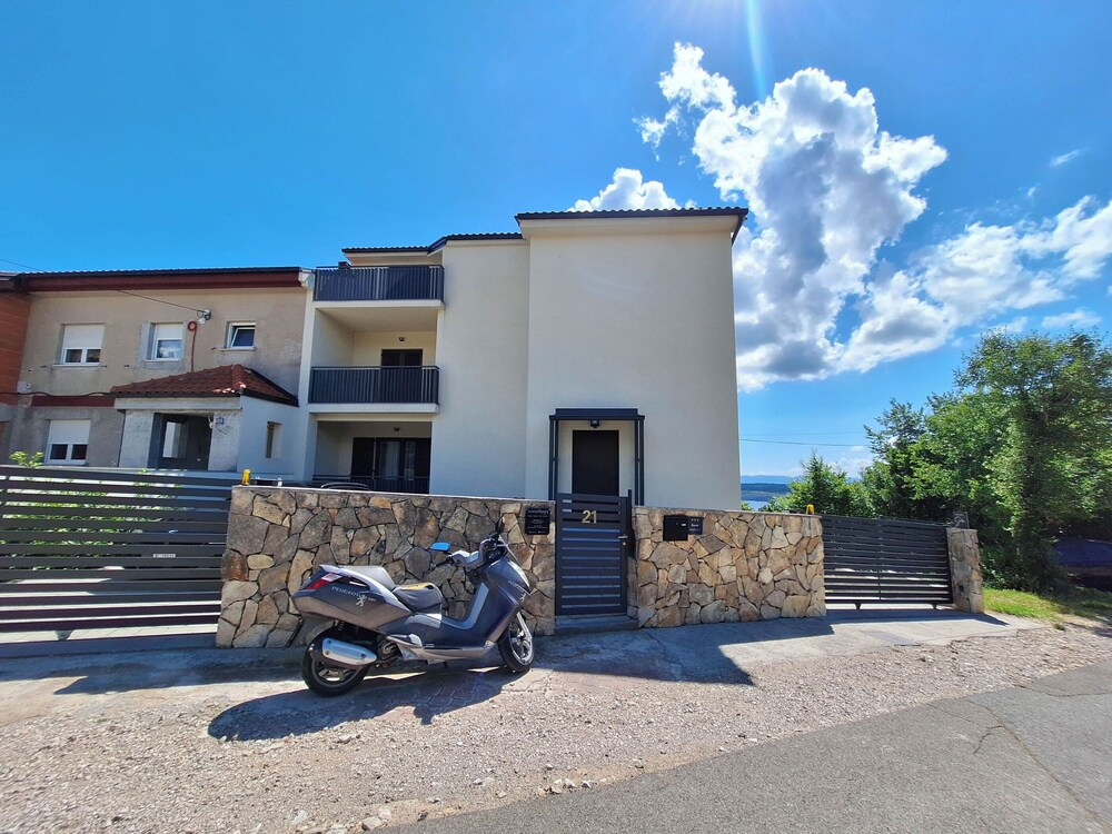 Apartments Zoran