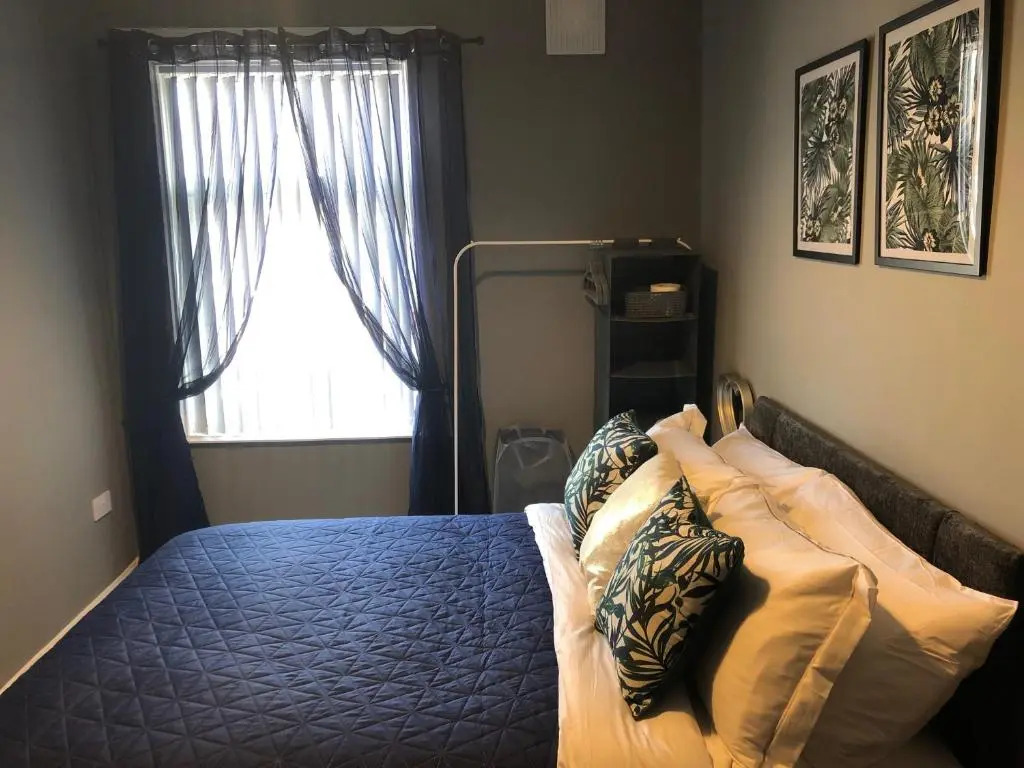 3. Stylish Private Double Room Near Manchester City Centre
