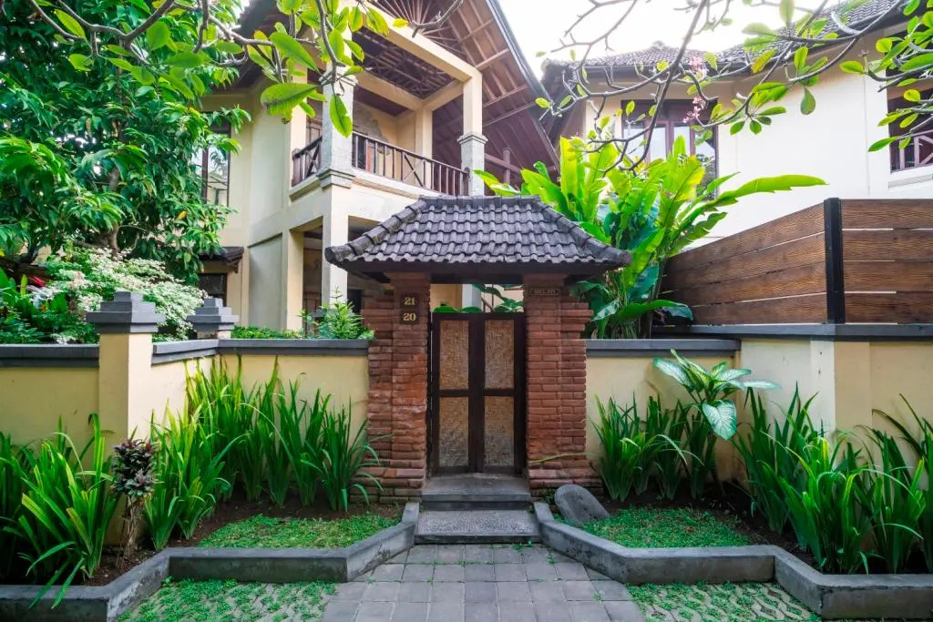 Bali Ayu Hotel & Villas