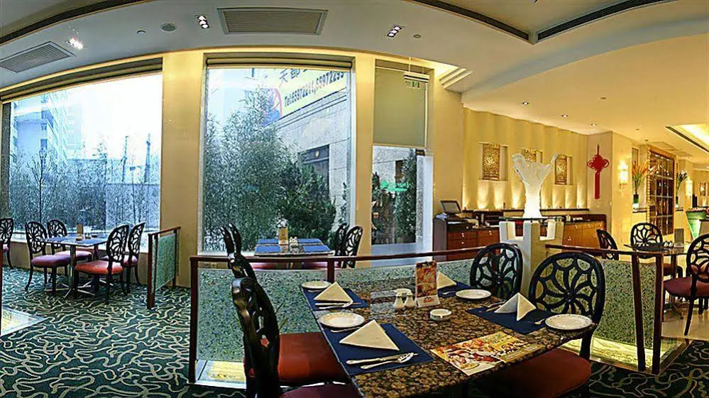 Zhaolong International Youth Hostel-Beijing