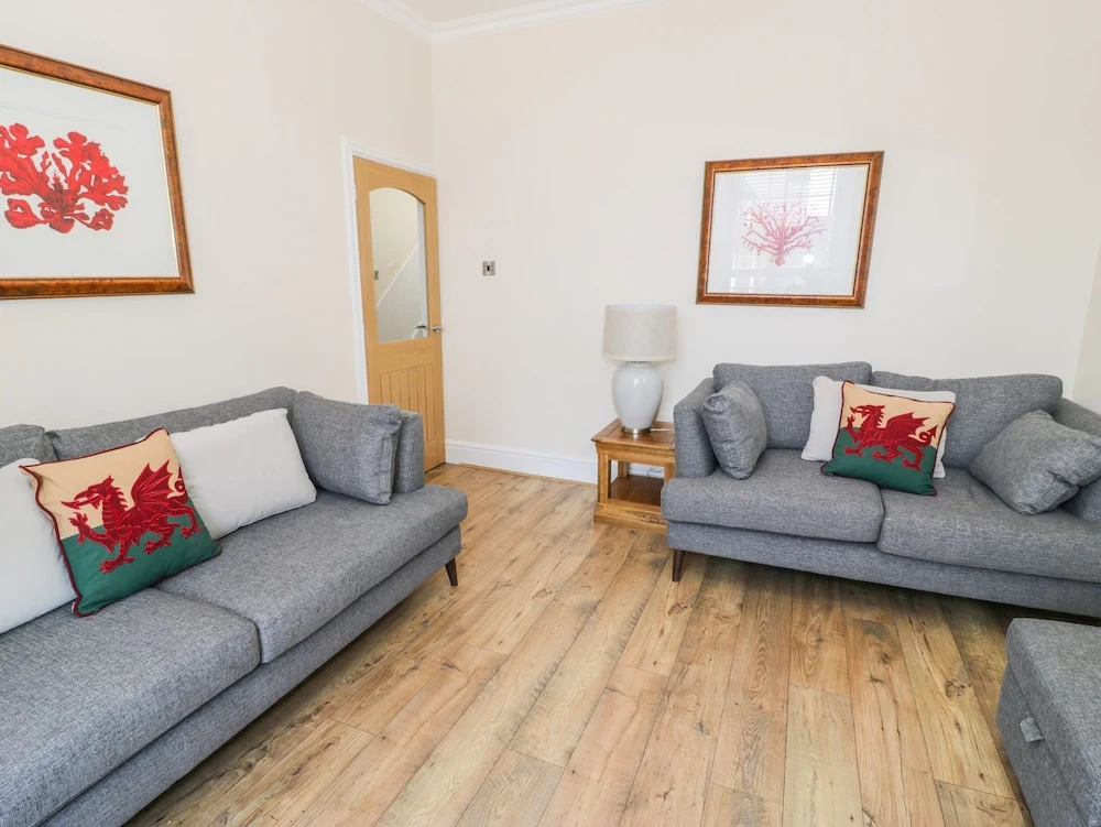 The Creel Apartment
