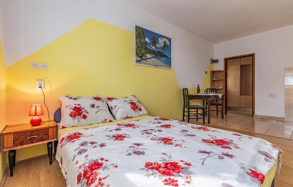 Beautiful Apartment in Pula With Wifi