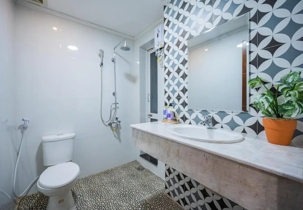 MILKY APARTMENT - 3 Phòng Ngủ, View biển, 5P Ra Biển