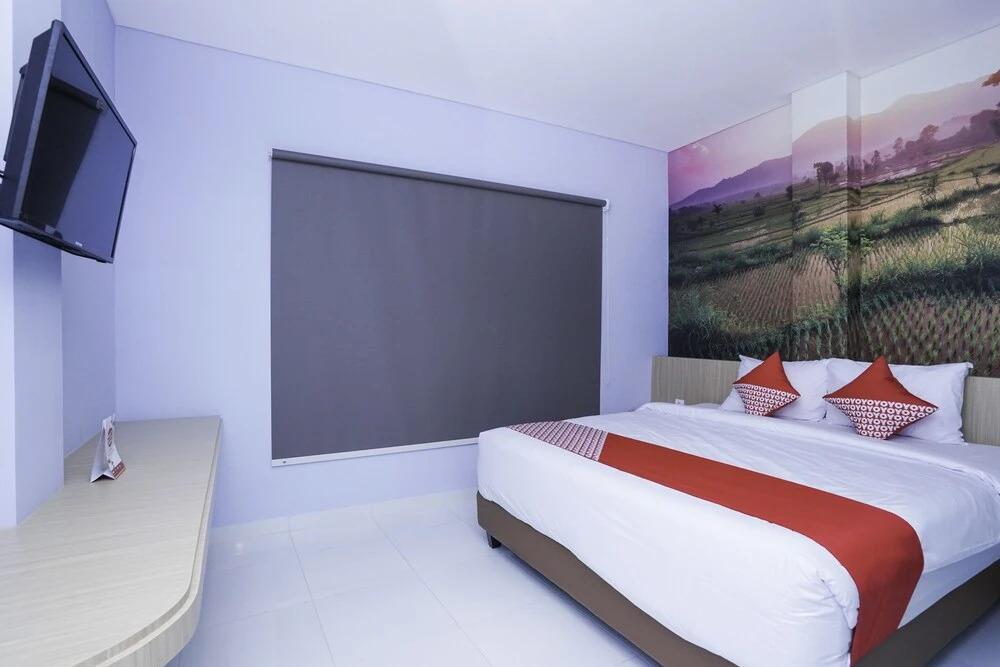 Miko Rooms & Capsules hotel