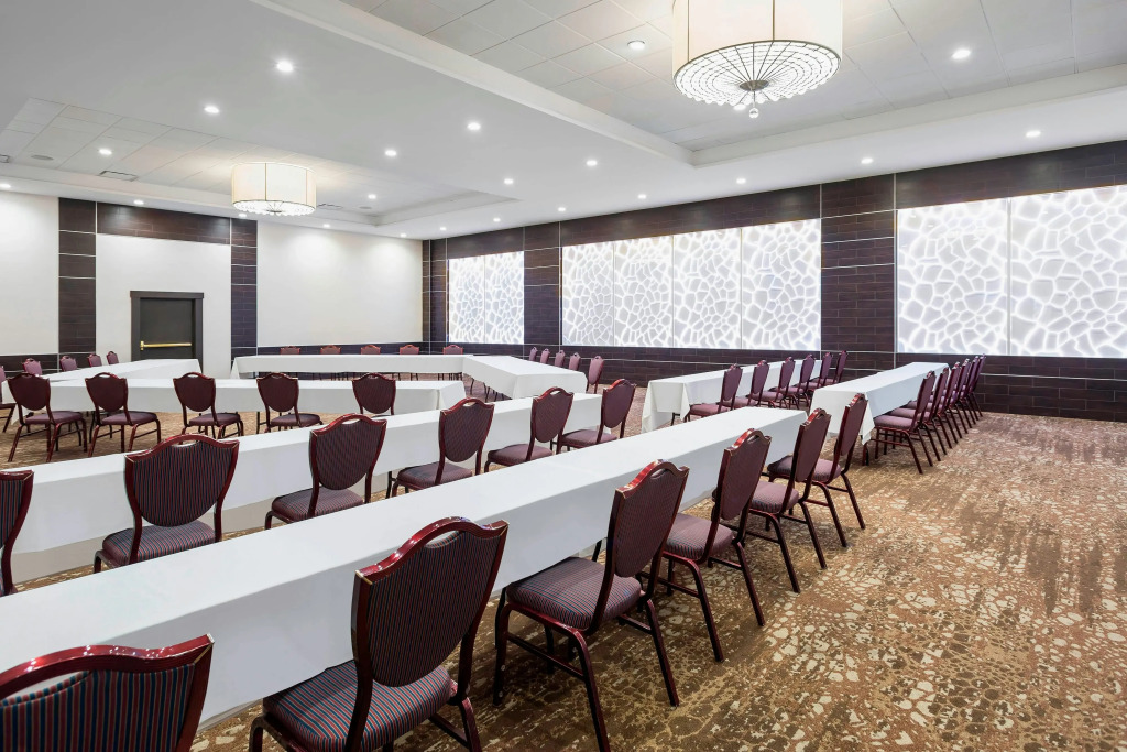 Four Points by Sheraton Chicago OHare