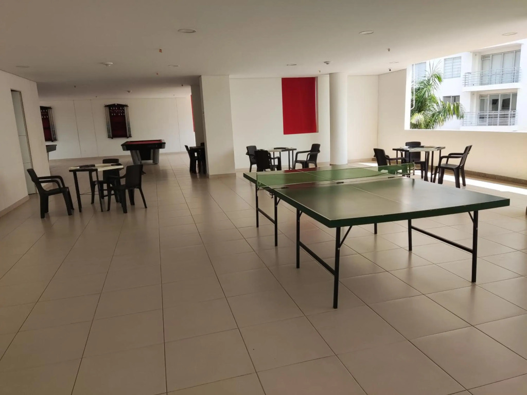 Hermoso apartamento con piscina (alberca).