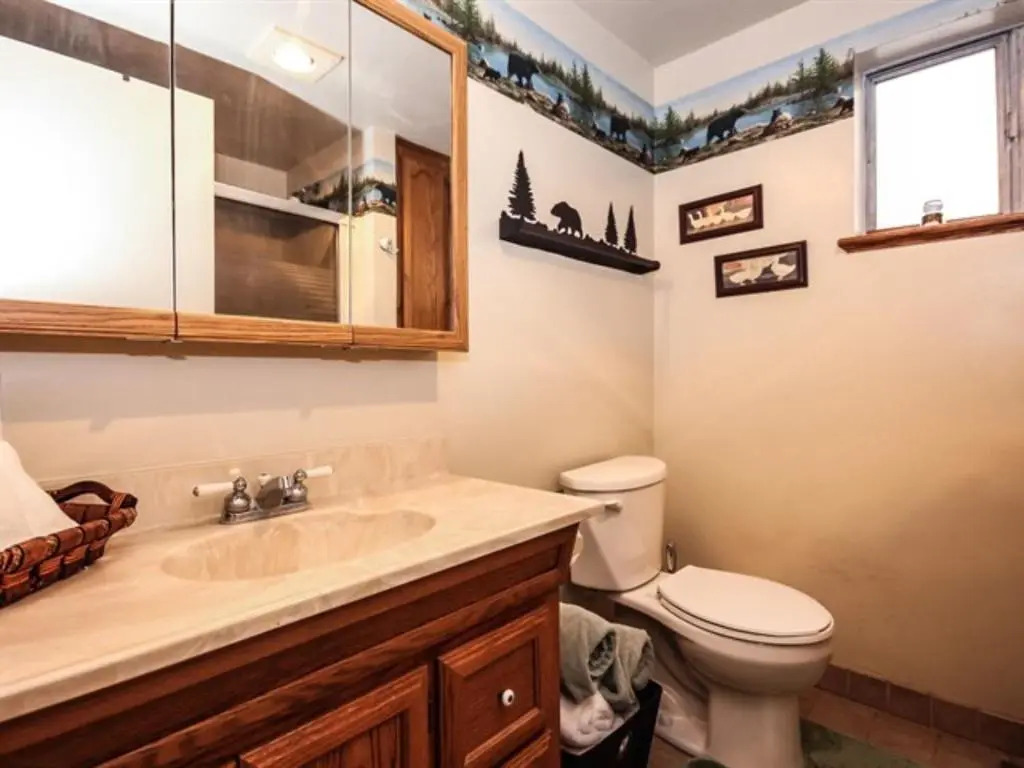 Idle Hours Inn - 1945 by Big Bear Vacations